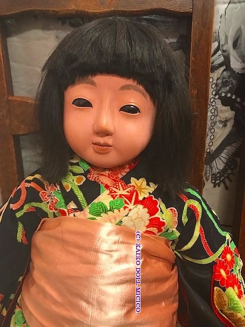 大きな市松さんに。。。